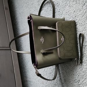 Green crossbody and green wristlet